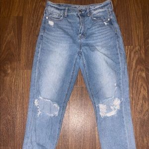 american eagle mom jeans